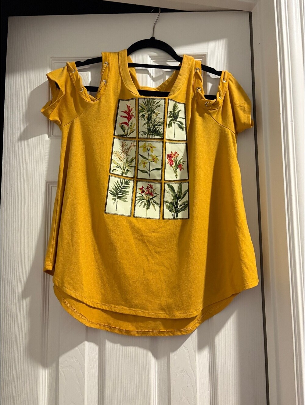 Yellow Cold Shoulder Floral Print Top Size Small